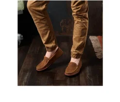 Men's Minnetonka Venetian Tread Moccasin