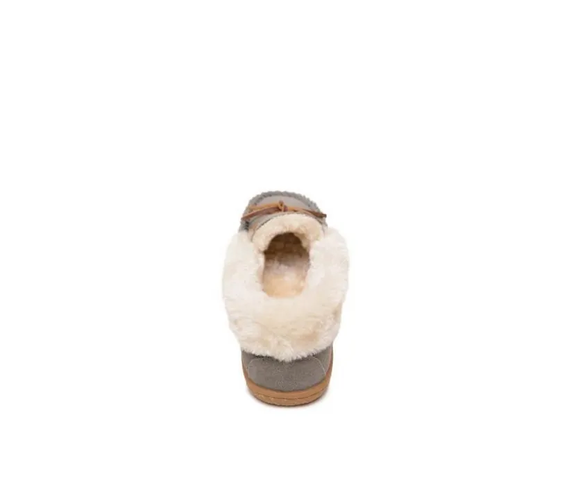 Minnetonka Women's Camp Collar Moccasins