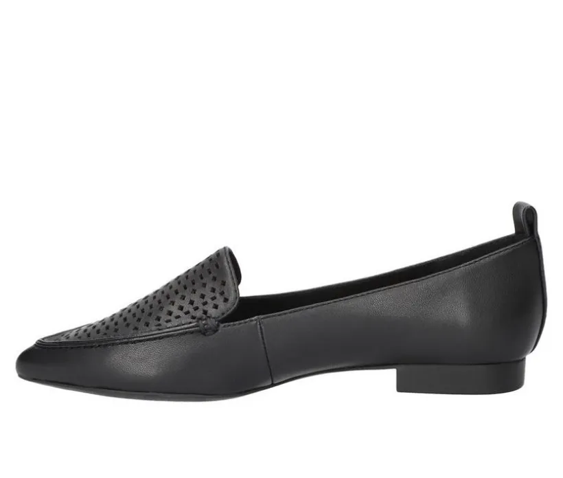 Women's Bella Vita Alessi Perf Flats
