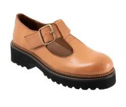 Women's Bueno Abigail T-Strap Mary Jane Shoes