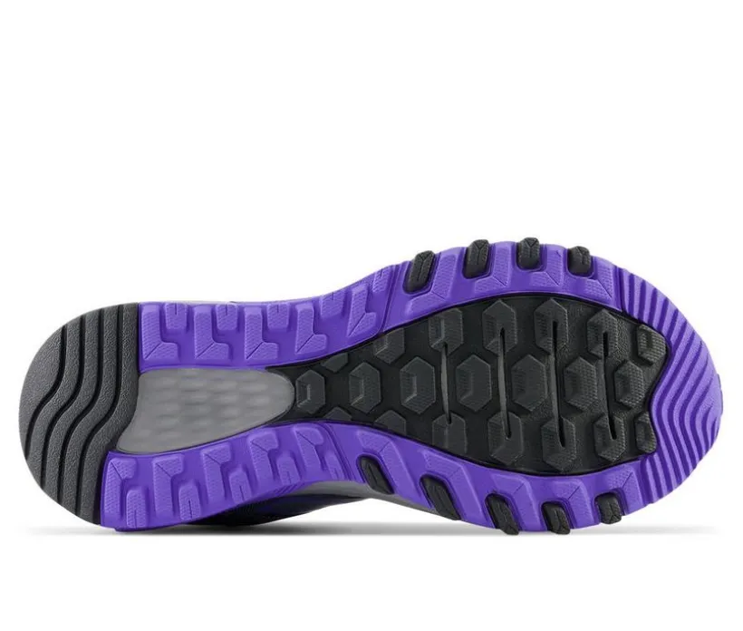 Women's New Balance WT410V8 Trail Running Shoes