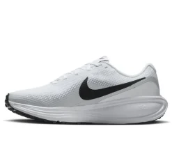 Women's Nike Revolution 8 Running Shoes