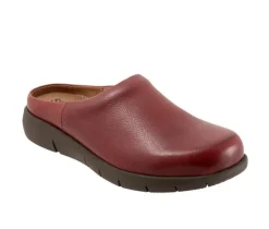 Women's Softwalk Andria Clogs