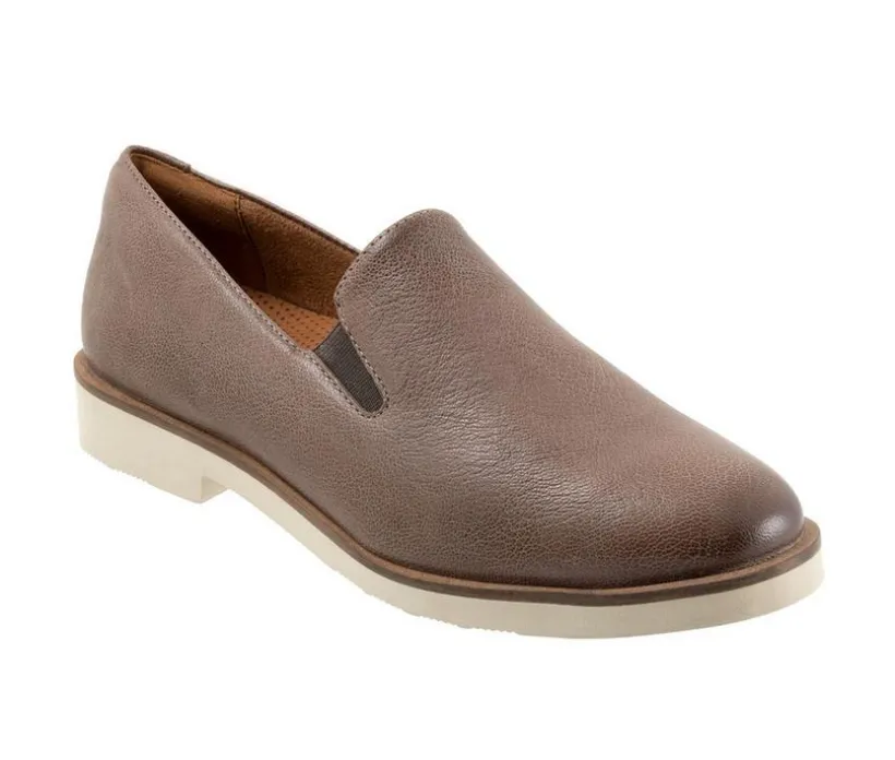 Women's Softwalk Whistle II Heeled Loafers