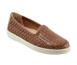 Women's Trotters Adelina Slip On Shoes