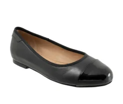 Women's Trotters Clara Flats