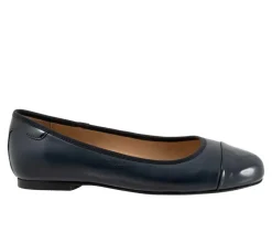 Women's Trotters Clara Flats