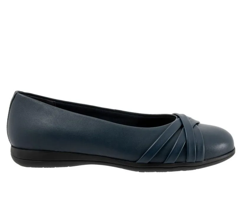 Women's Trotters Daphne Flats