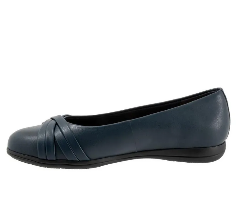 Women's Trotters Daphne Flats