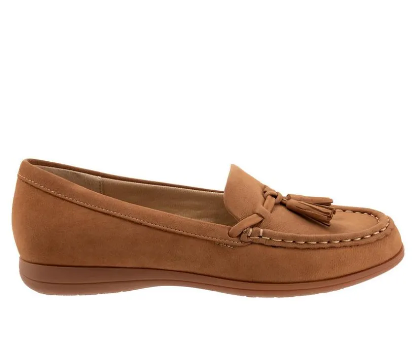 Women's Trotters Dawson Moccasin Loafers