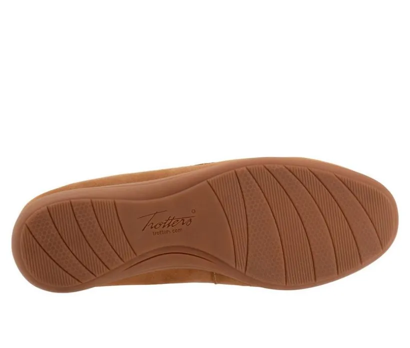 Women's Trotters Dawson Moccasin Loafers