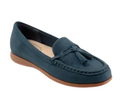 Women's Trotters Dawson Moccasin Loafers